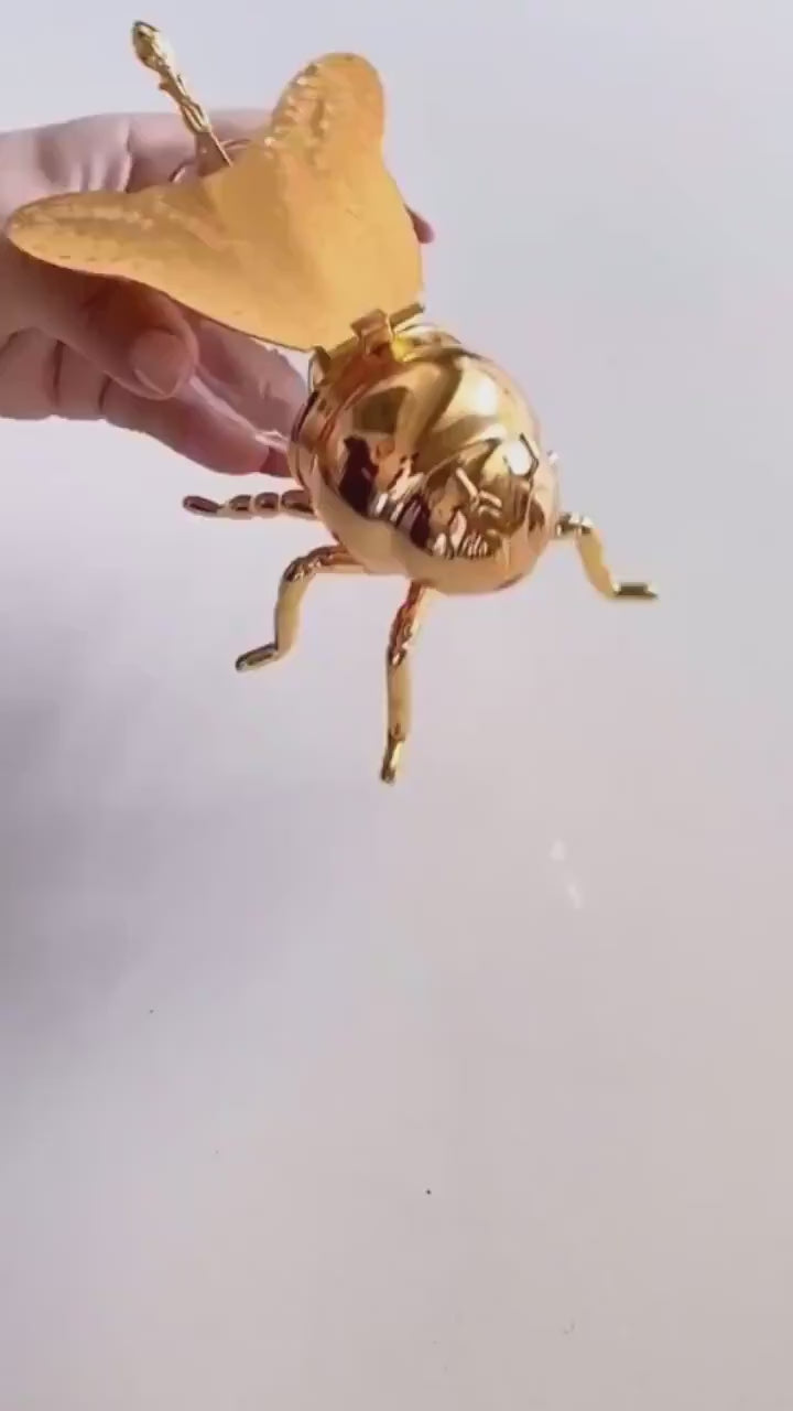 Bee Shaped Honey Jar with Spoon video
